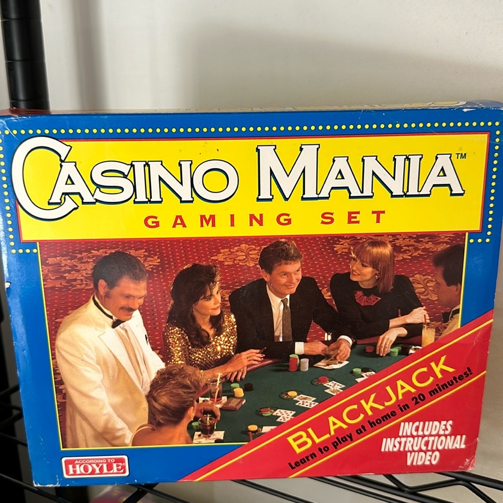 Hoyle Casino Mania Blackjack Gaming Set NEW